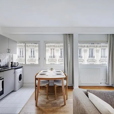 New & Quiet - Close To Montparnasse